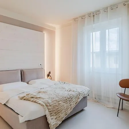 Appartement Petite Vittoria - - By Host4u