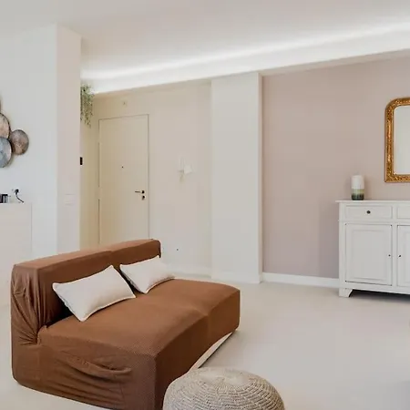 Apartment Host4u - Petit Vittoria In Center *