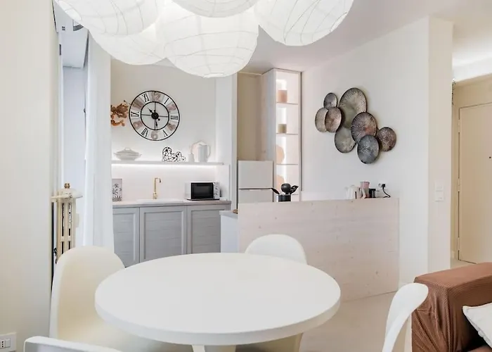 Host4u - Petit Vittoria In Center Брешия